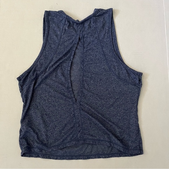 🎉6/$26🎉 REEBOK Blue Tanktop with Open Back - Picture 3 of 3